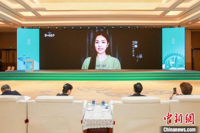 常州籍演員白鹿擔(dān)綱常州文旅大使，為家鄉(xiāng)傾情打CALL?！√凭?攝