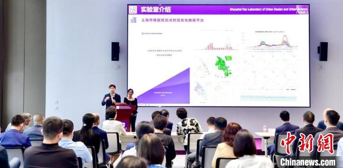 高校、政府與醫(yī)院攜手培養(yǎng)城市科學(xué)、數(shù)字化領(lǐng)域復(fù)合型人才