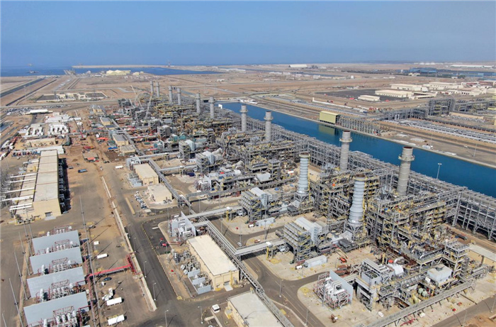 圖為無人機拍攝的吉贊燃機聯(lián)合循環(huán)電站。山東電建供圖