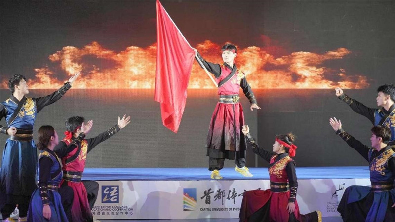 圖為“華夏風(fēng) 功夫情”演出場(chǎng)景，中國(guó)駐阿聯(lián)酋大使館供圖