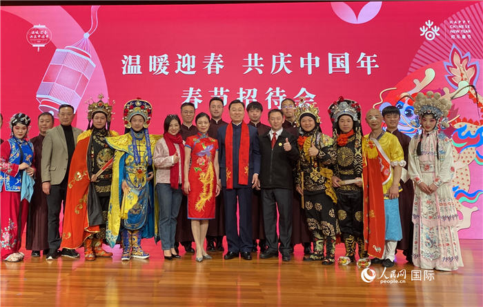 當(dāng)?shù)貢r(shí)間2月5日晚，中國(guó)駐美國(guó)大使館舉辦僑學(xué)界專場(chǎng)春節(jié)招待會(huì)。 人民網(wǎng)記者 李志偉攝