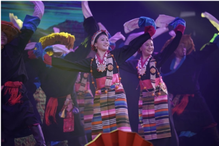 圖為2024“歡樂春節(jié)”中泰互致新春賀辭活動現(xiàn)場。 中國駐泰國大使館文化處供圖