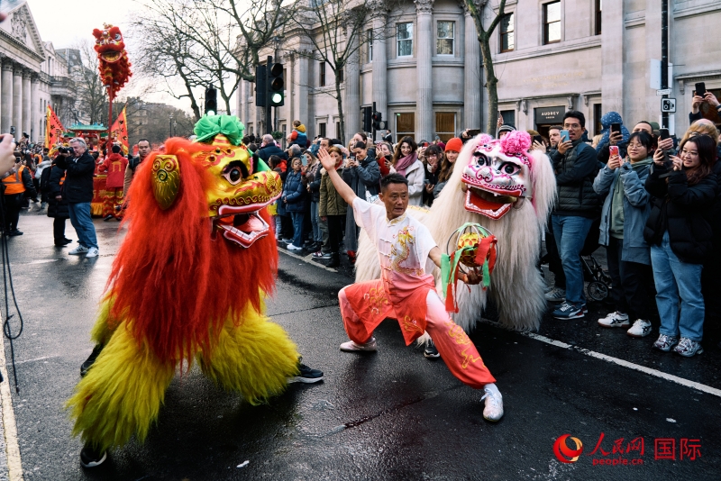 倫敦新春慶典現(xiàn)場(chǎng)。人民網(wǎng) 郭錦標(biāo)、楊浩鵬攝