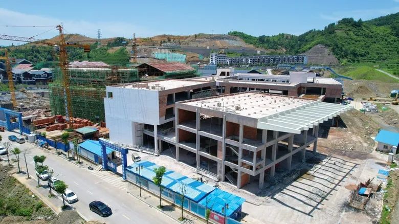 正在建設(shè)中的土家織錦文化創(chuàng)意園 全?，摂z