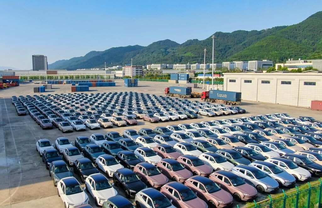 05 重慶整車(chē)進(jìn)口口岸。華龍網(wǎng) 通訊員 郭晉 攝