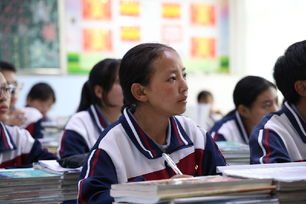 講好中華民族共同體故事，讓網(wǎng)絡(luò)“連心”更“聚心”