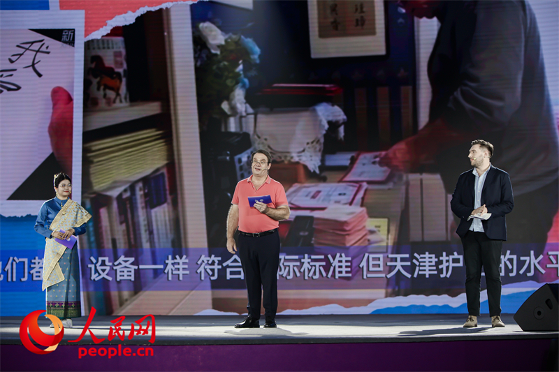 從左至右分別為馬星彤、皮安睿、柯明可。人民網(wǎng)記者 于凱攝