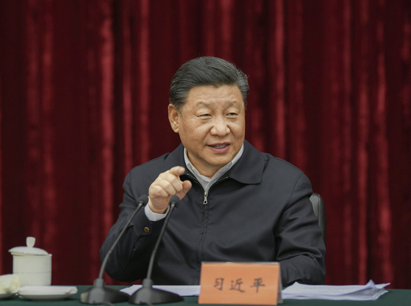 2019年4月15日至17日，中共中央總書記、國家主席、中央軍委主席習(xí)近平在重慶考察，并主持召開解決“兩不愁三保障”突出問題座談會。這是4月16日下午，習(xí)近平主持召開解決“兩不愁三保障”突出問題座談會并發(fā)表重要講話。新華社記者 謝環(huán)馳 攝