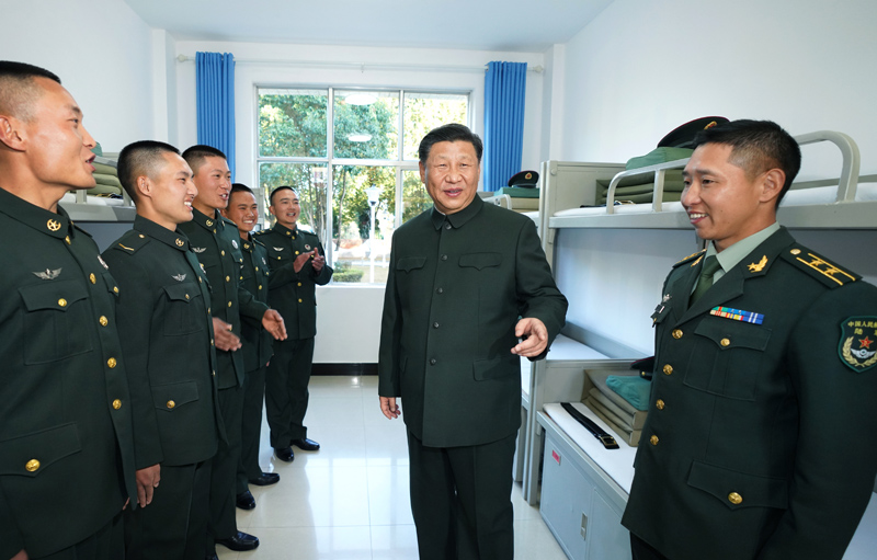 2020年1月19日，習(xí)近平主席視察駐云南部隊，深入邊防一線，看望慰問官兵。