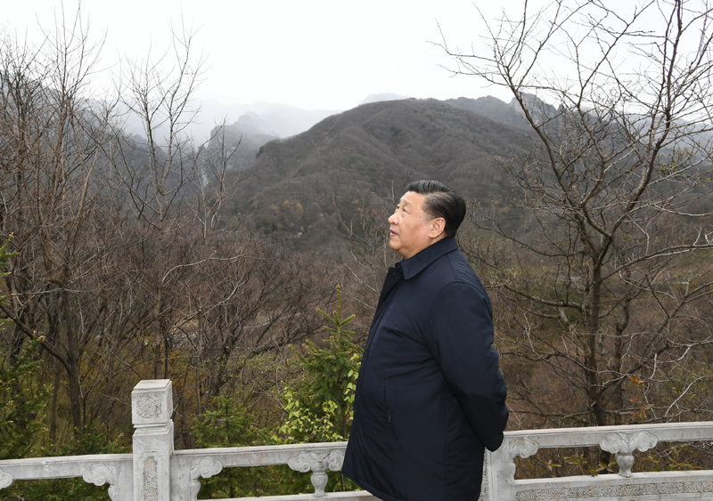 2020年4月20日，習(xí)近平總書記在位于陜西柞水的秦嶺牛背梁國家級自然保護(hù)區(qū)考察秦嶺生態(tài)保護(hù)情況。