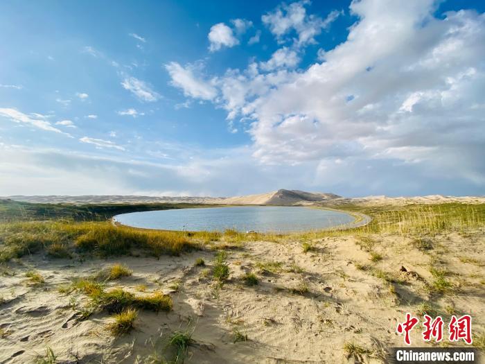 圖為關(guān)停四年后的沙島景區(qū)現(xiàn)狀?！±罱瓕?攝