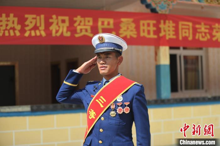 護(hù)西藏“江南”森林生態(tài)安全、提升專(zhuān)業(yè)技能兩位消防員獲個(gè)人三等功