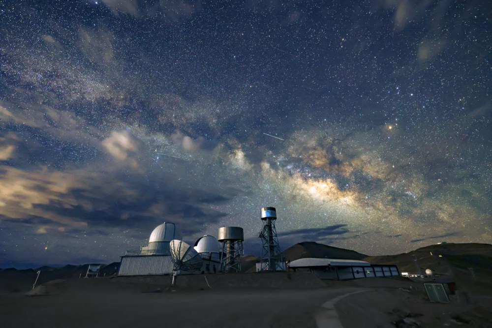 絕美暗夜星空。貢覺群培攝
